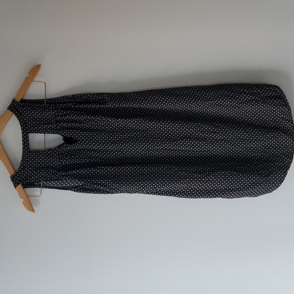 Old Navy Sleeveless Top - Size XS - Picture 11 of 11